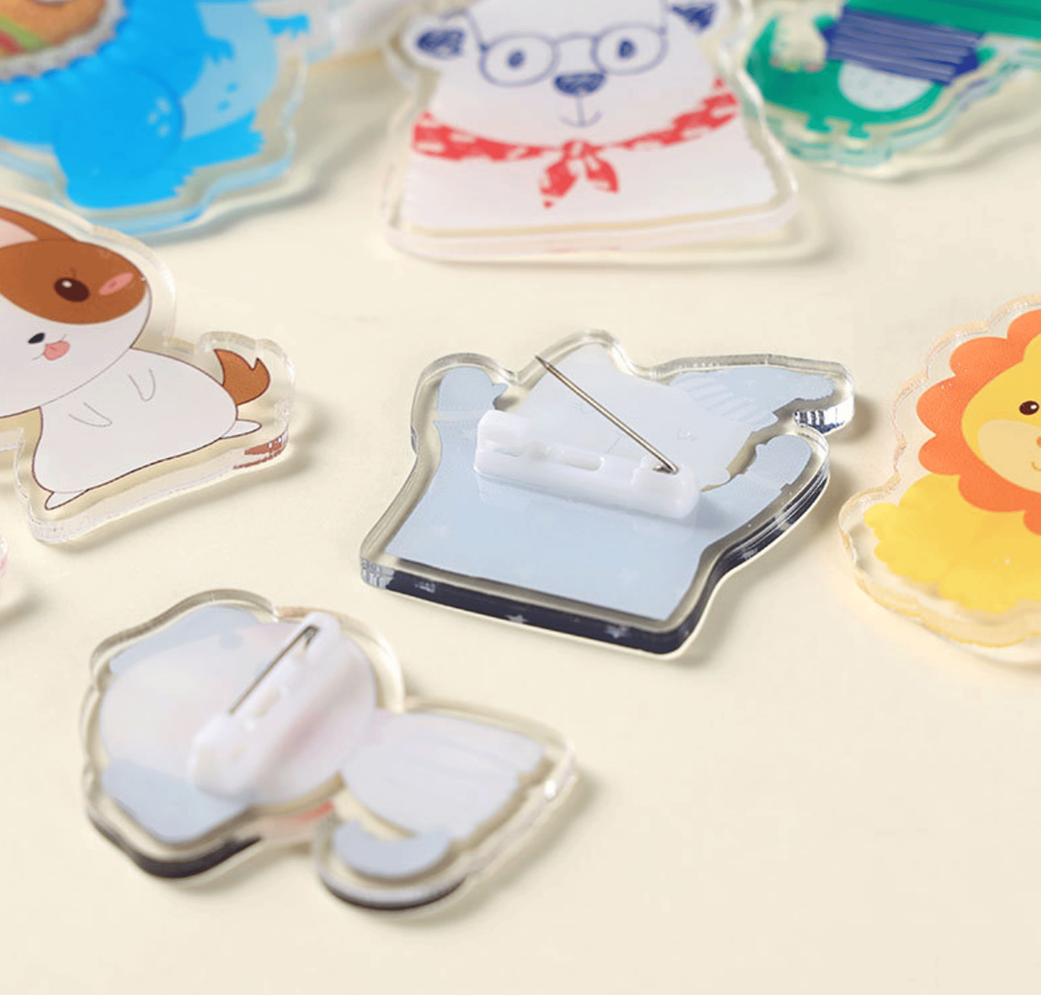 バッジ 中国OEM アクリルグッズ 小ロット対応