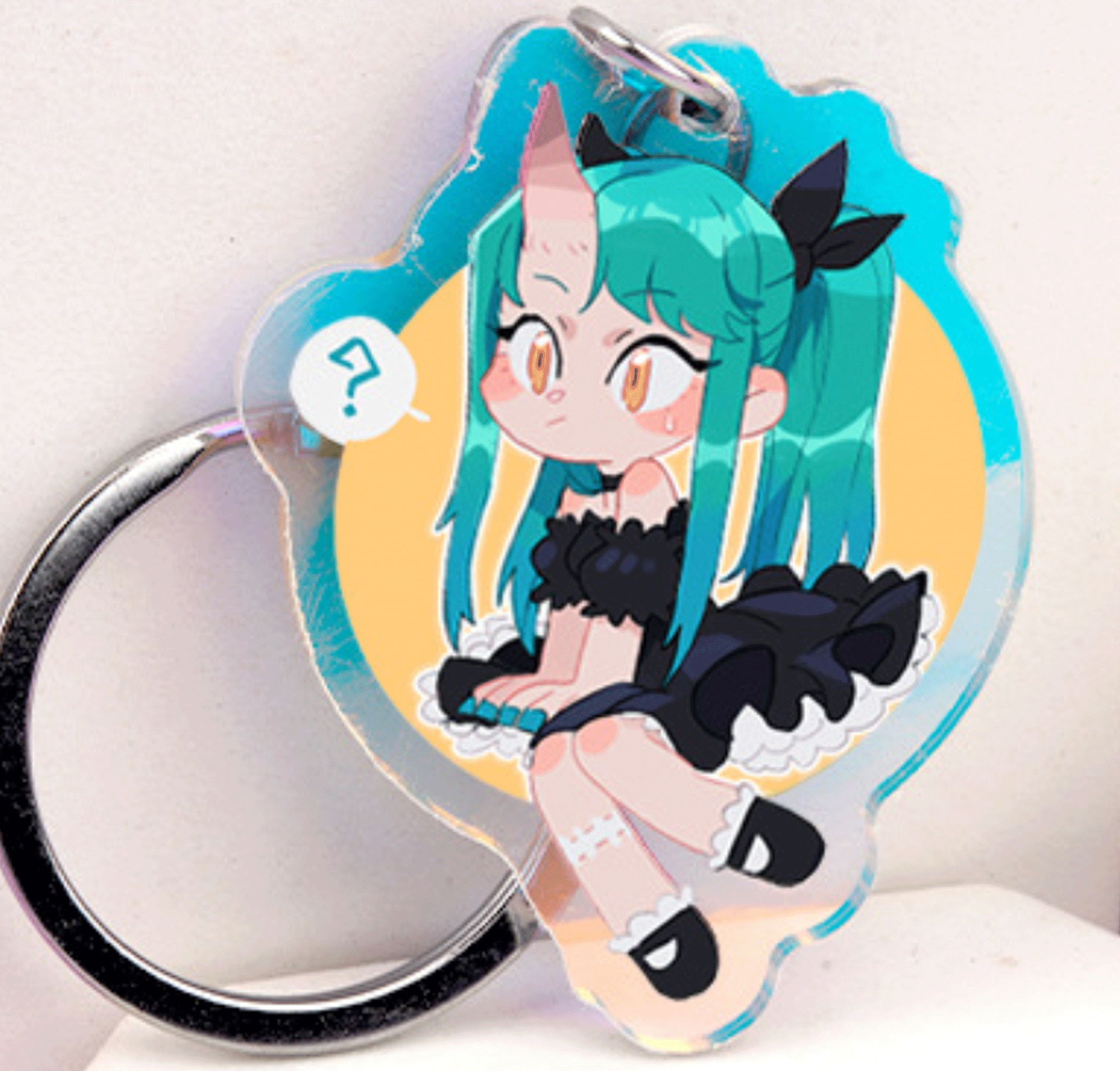 アクリルキーホルダー 虹色ホログラム 中国OEM 小ロット対応