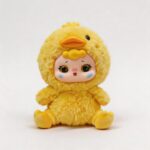 金型(開模)からこだわる完全オリジナル制作。 ソフビ顔+毛絨混合は3,000個~、純ぬいぐるみは500個~対応。
