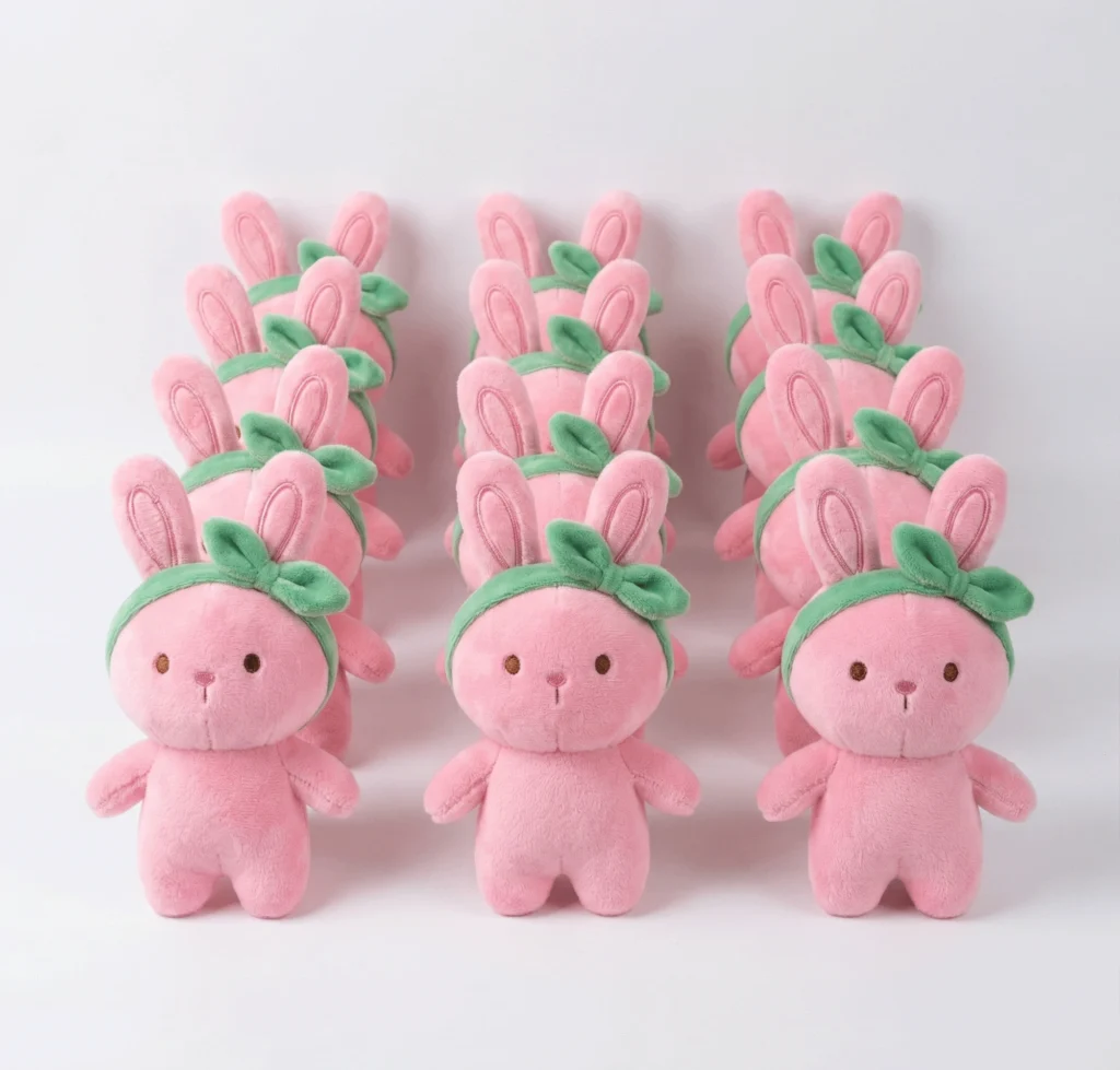 ぬいぐるみ生産の生地選びガイド｜キャラクターグッズ 中国OEMで品質と魅力を最大化する重要な一歩