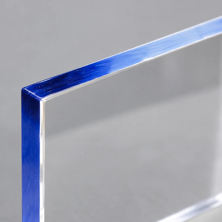 Color uniformity inspection example on the painted edge of clear acrylic