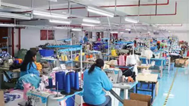 縫製の設備または作業風景